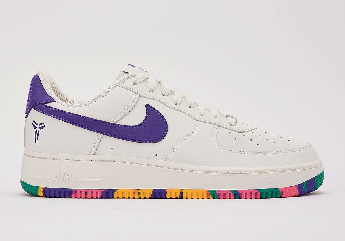 Kobe Air Force 1 Parade 8