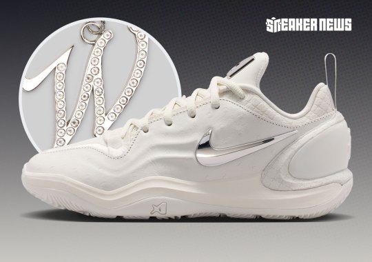 Official Images Of The Nike A’Two “White Label”