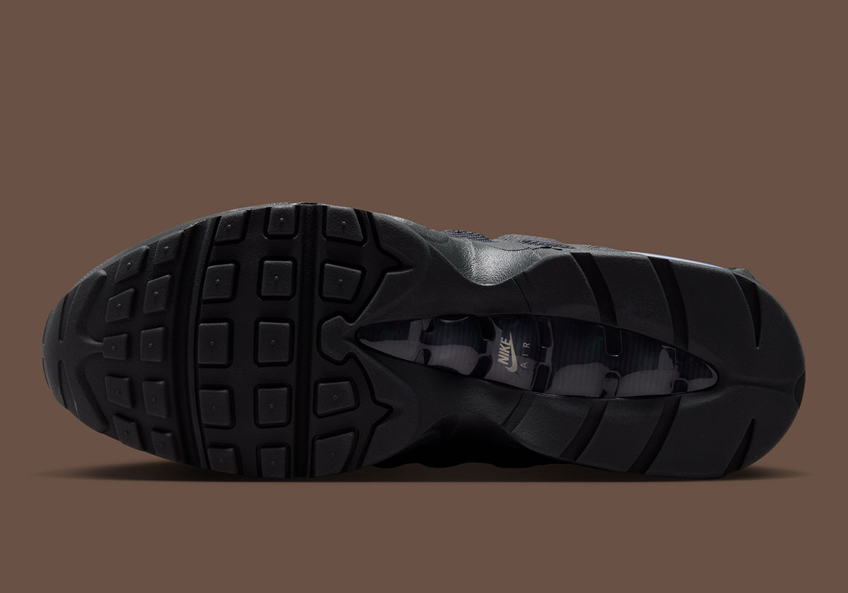 Nike Air Max 95 Black Anthracite Dark Charcoal Im9605 001 2