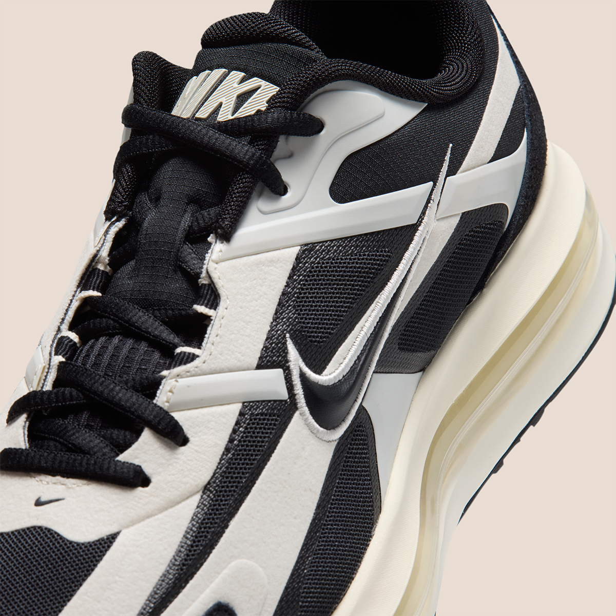Nike Air Max Metro Pale Ivory Black Iw4935 102 4
