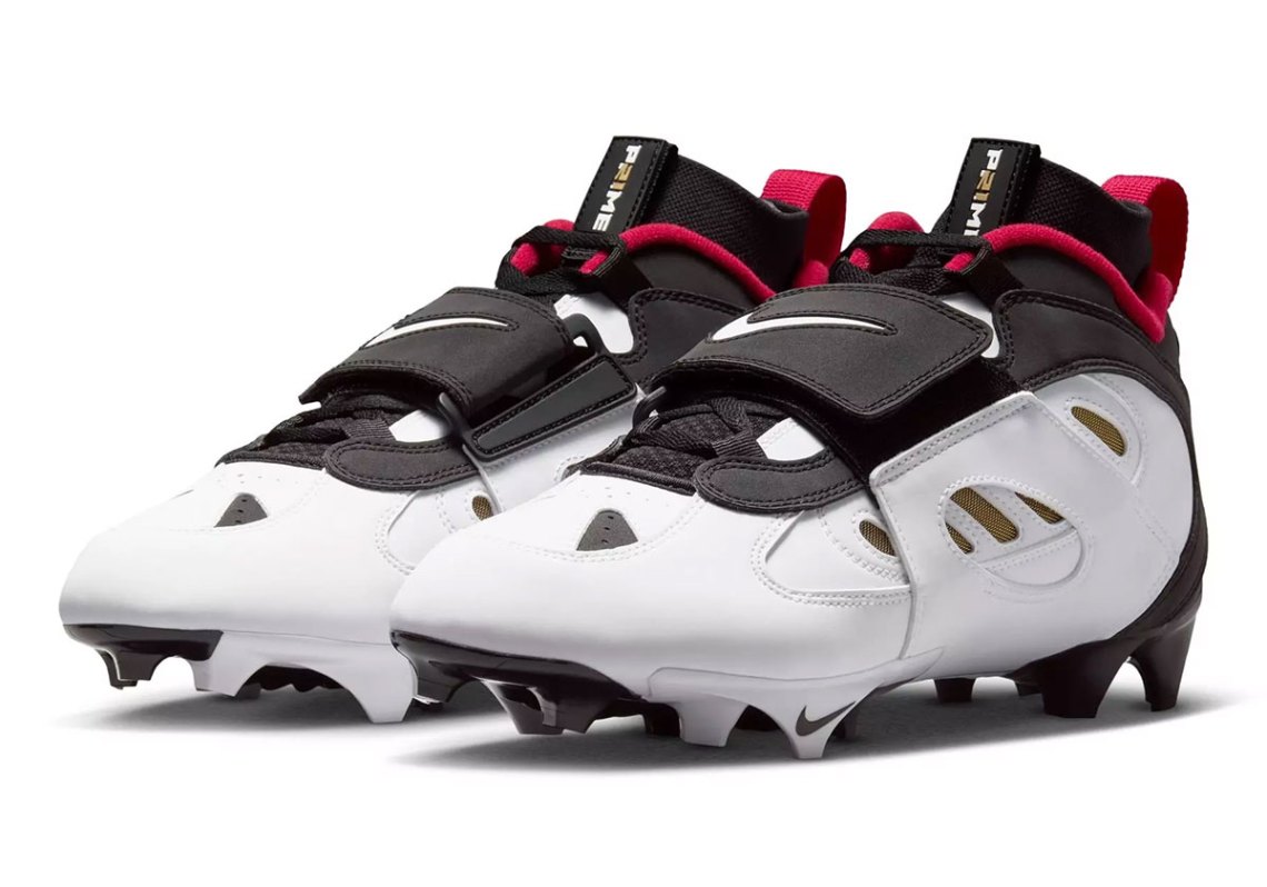 Nike Diamond Turf 2 Football Cleats IF4807-002 | SneakerNews.com display picture 1