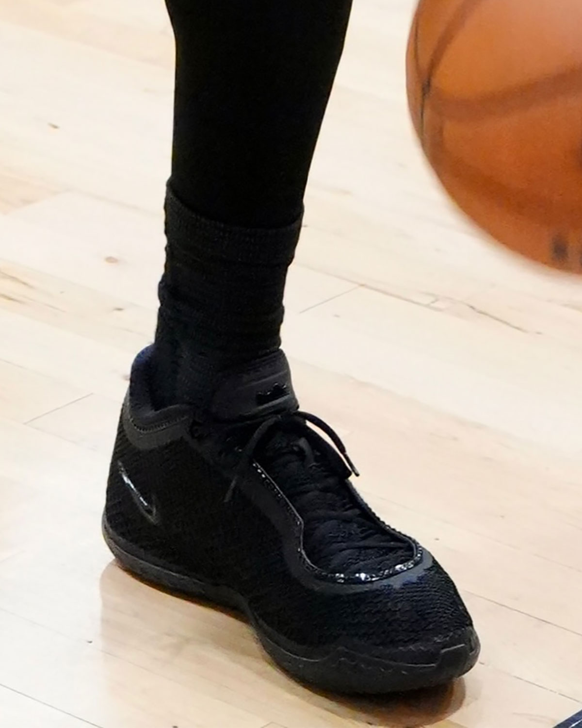 Nike Lebron 24 Black 6