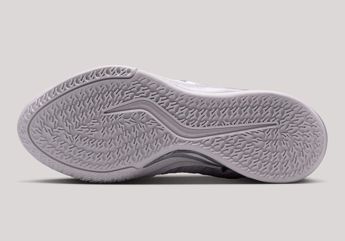 Nike Sabrina 4 Light Work 3