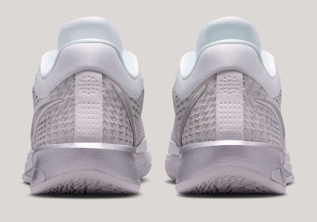 Nike Sabrina 4 Light Work 7