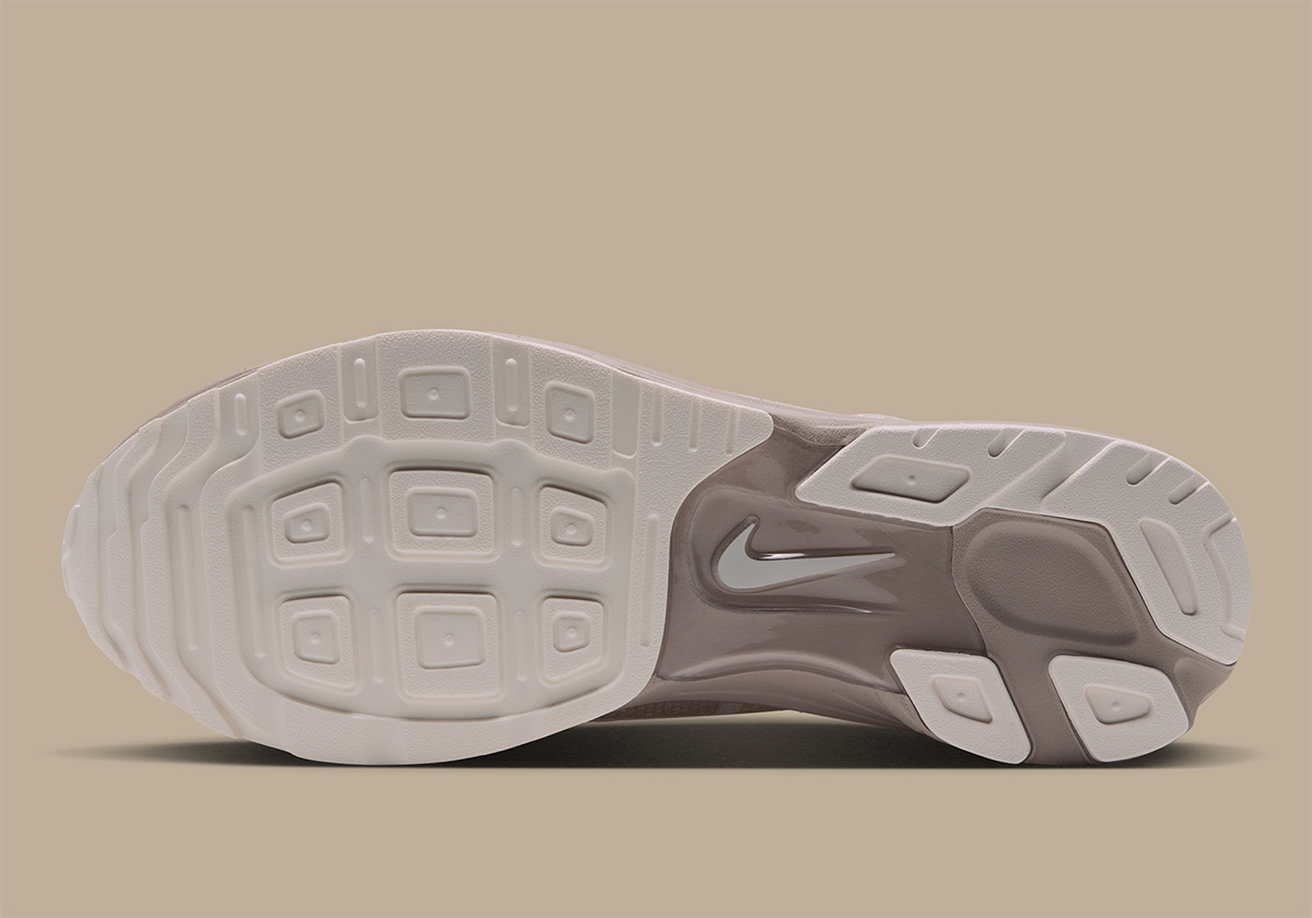 Nike Soom Streak 3 Cream Ii Iq8020 200 7