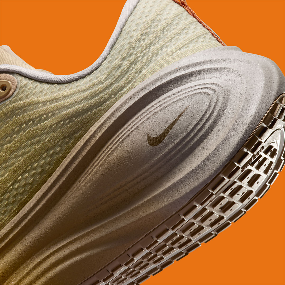 Nike Vomero Plus Cheetos Iv4522 200 9