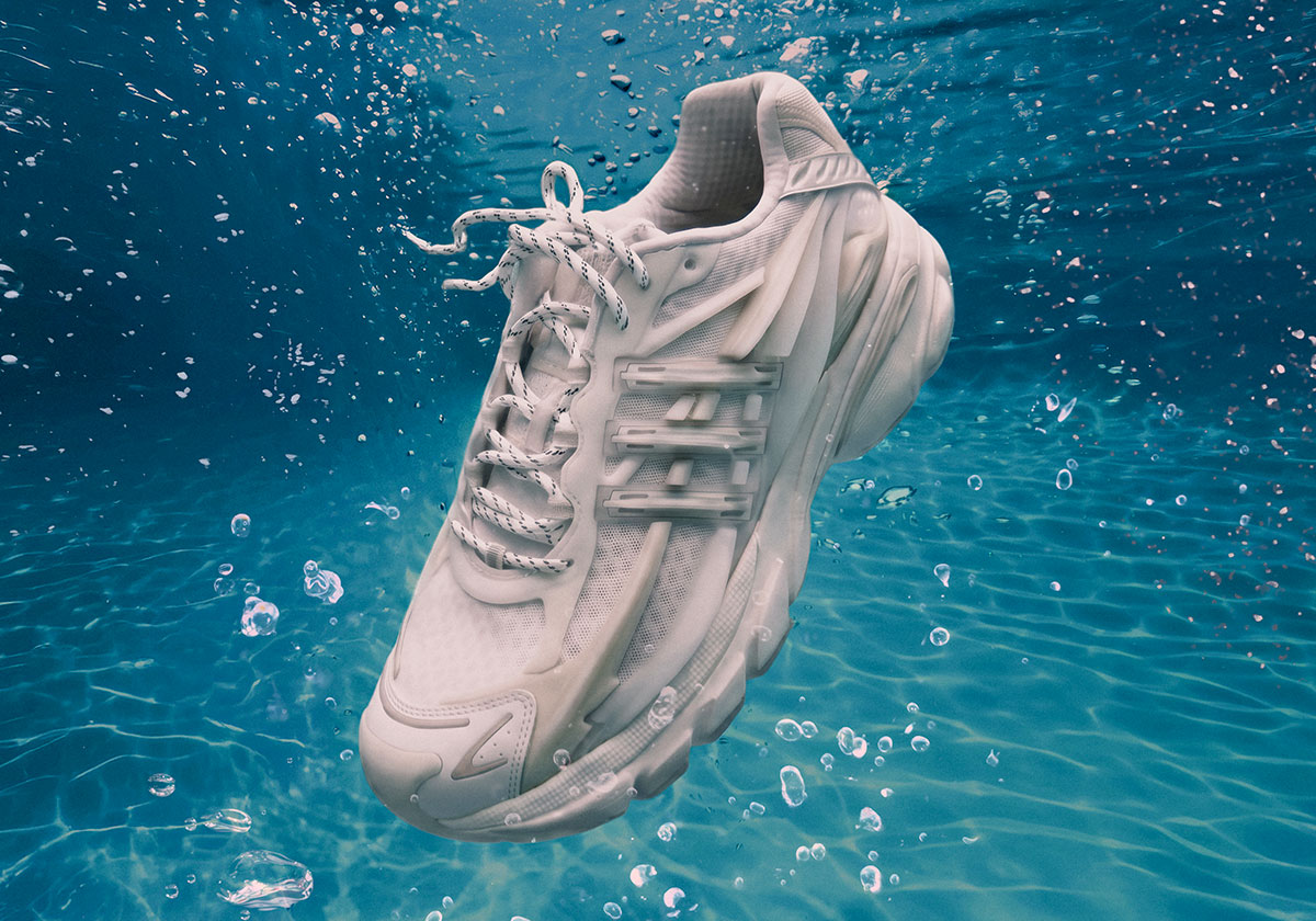 Hinh anh 1: adidas Jellyfish Triple White cua Pharrell Williams voi thiet ke toi gian