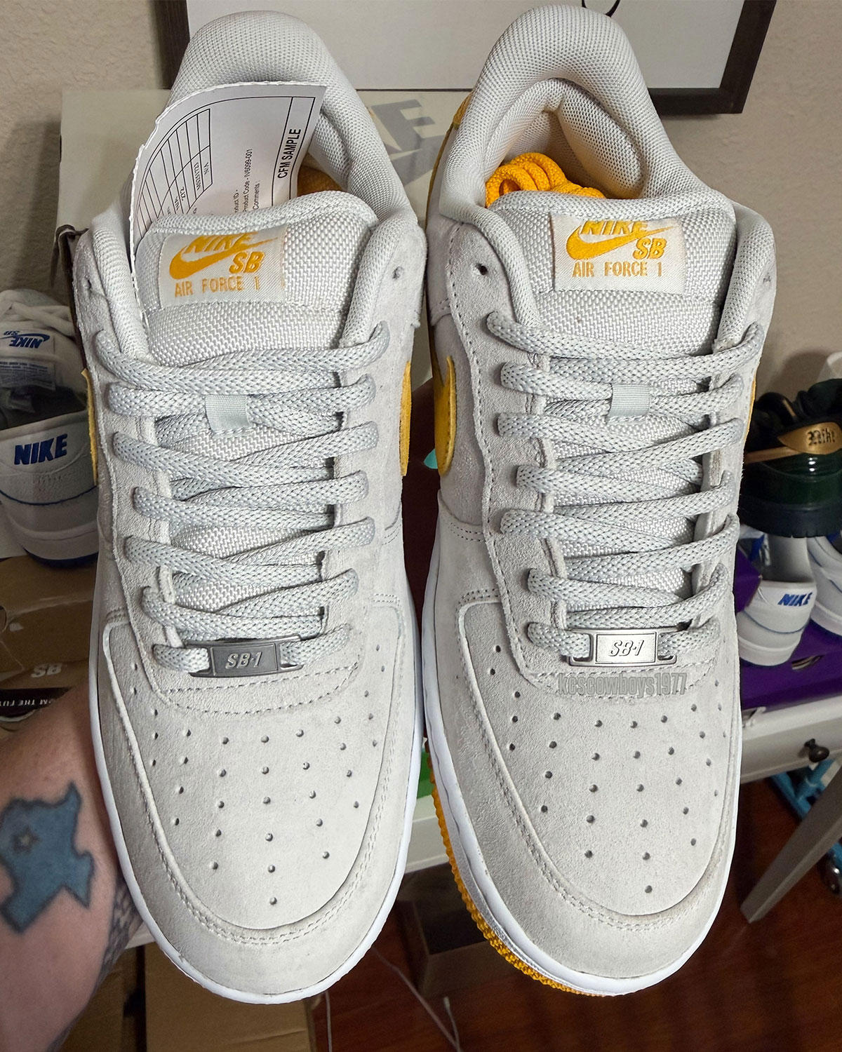 Fly Streetwear Nike Sb Air Force 1 Photon Dust University Gold Iv5289 001 3