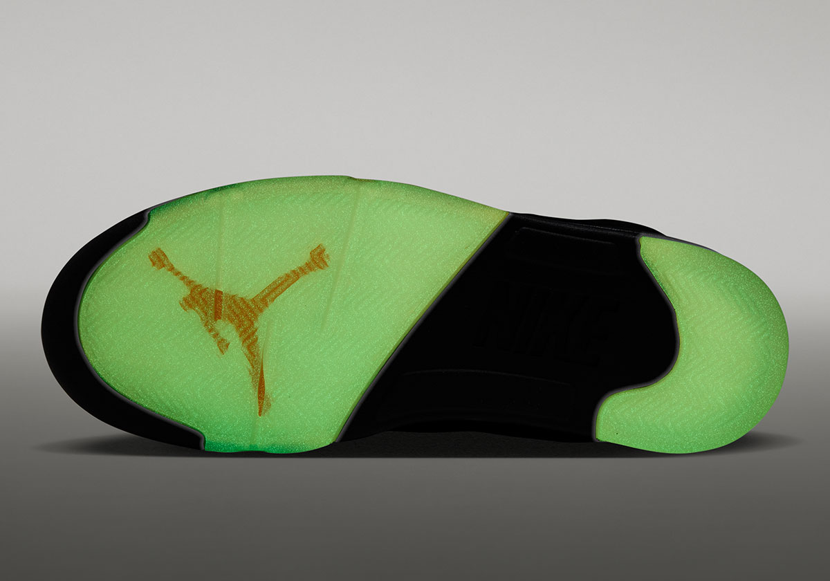 Halloween Jordan 5s Hq7978 001 10