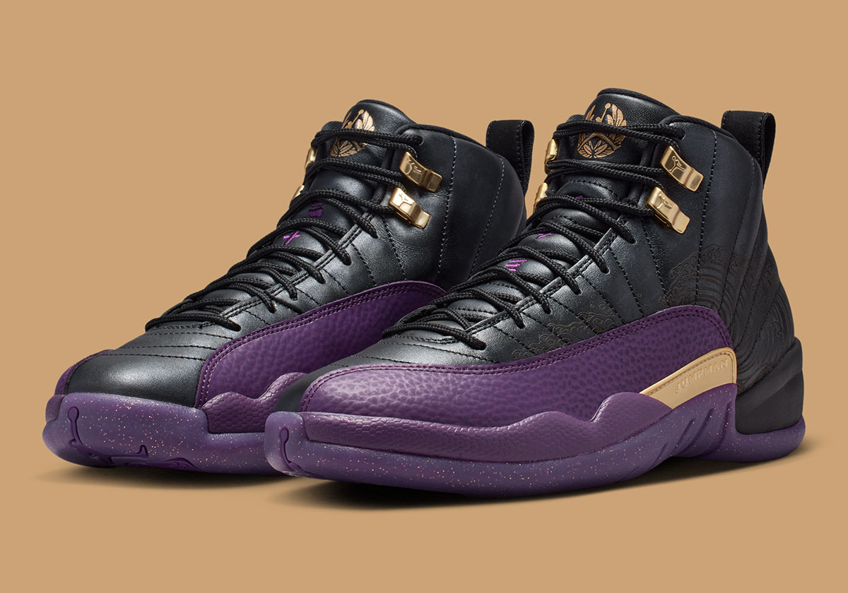 Jordan 12 Sumo 7