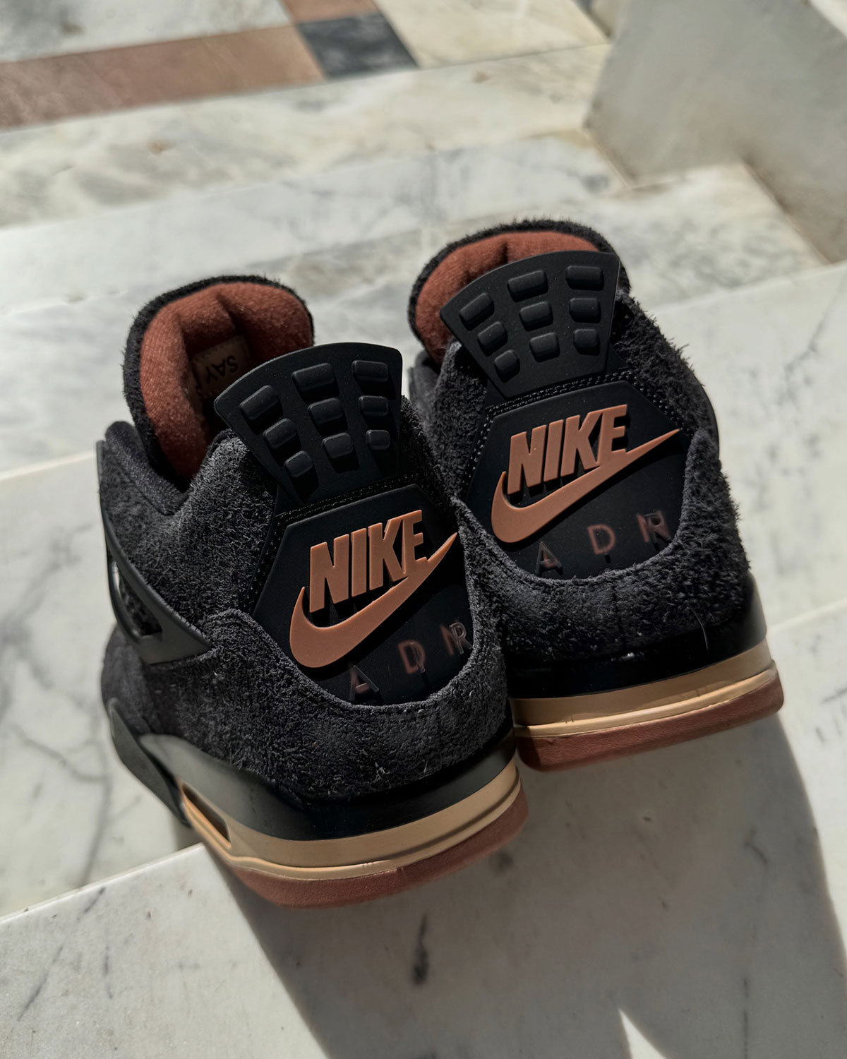 Jordan 4 London 5