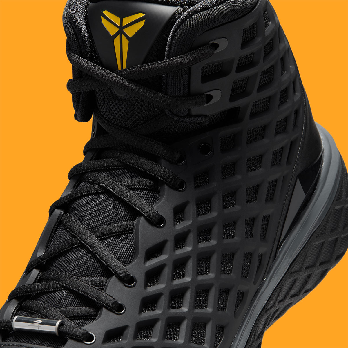 Kobe 3 Orca Iq5340 001 3