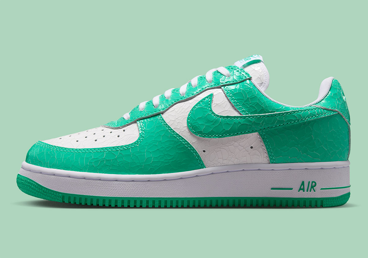 Nike Air Force 1 Low 01 Crackled Patent Leather Green Ja0248 001 1