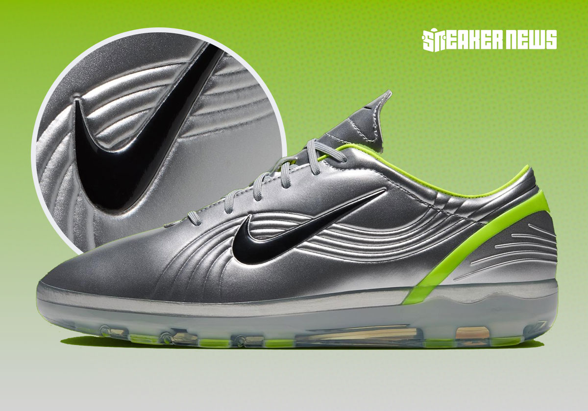 The Nike Cryoshot Program Continues With The Mercurial Vapor 1 OG
