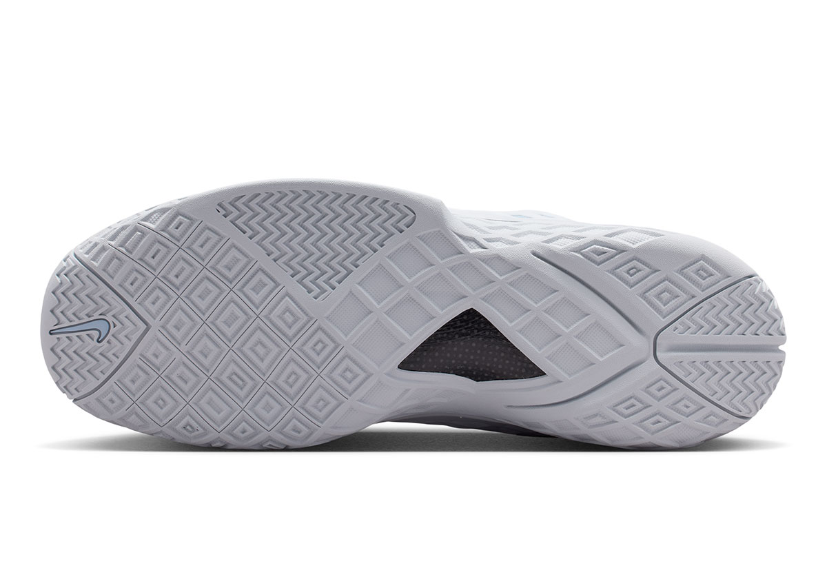 Nike Kobe 3 Low Protro Iv7127 001 2