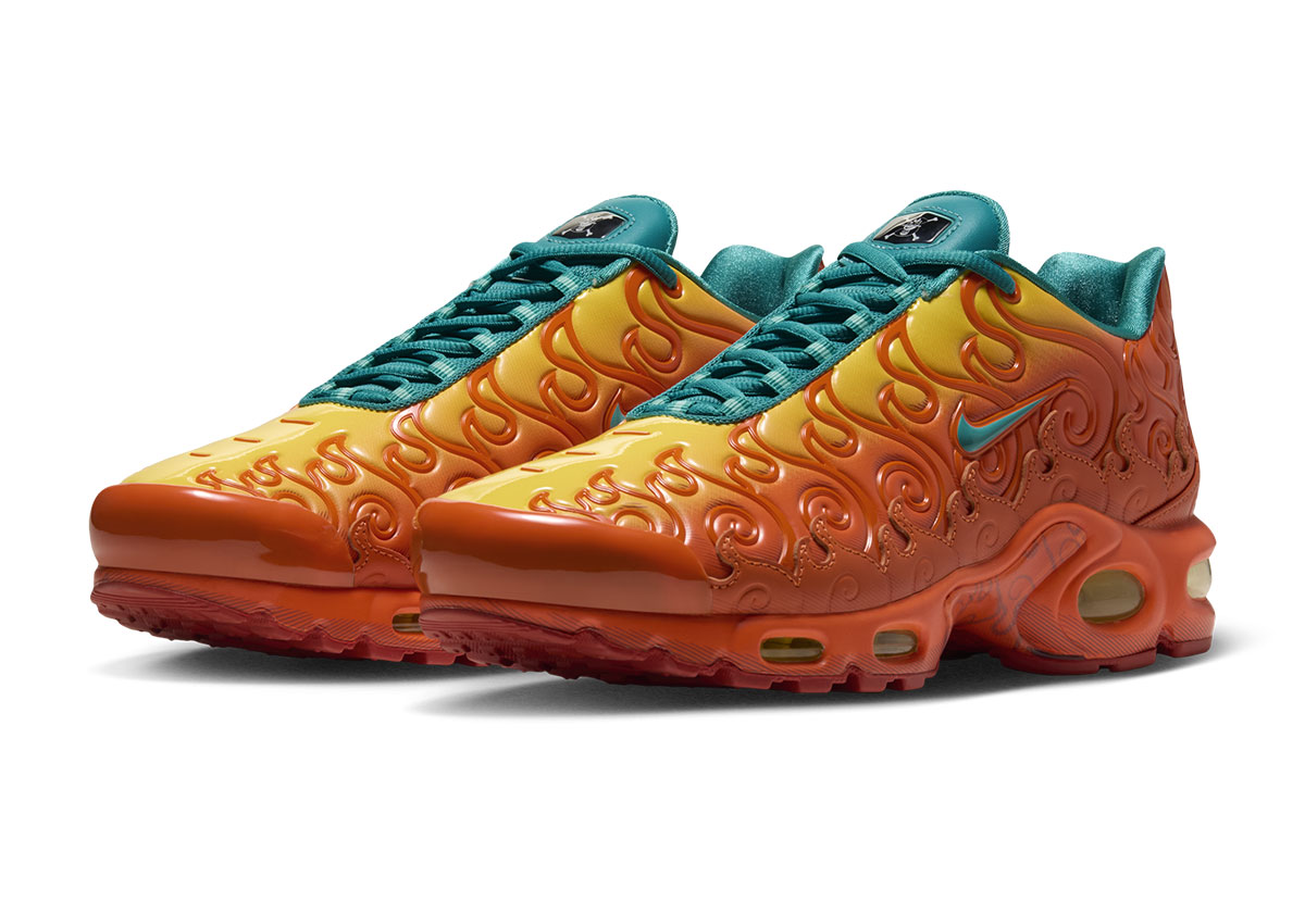 One Piece Air Max Plus 11
