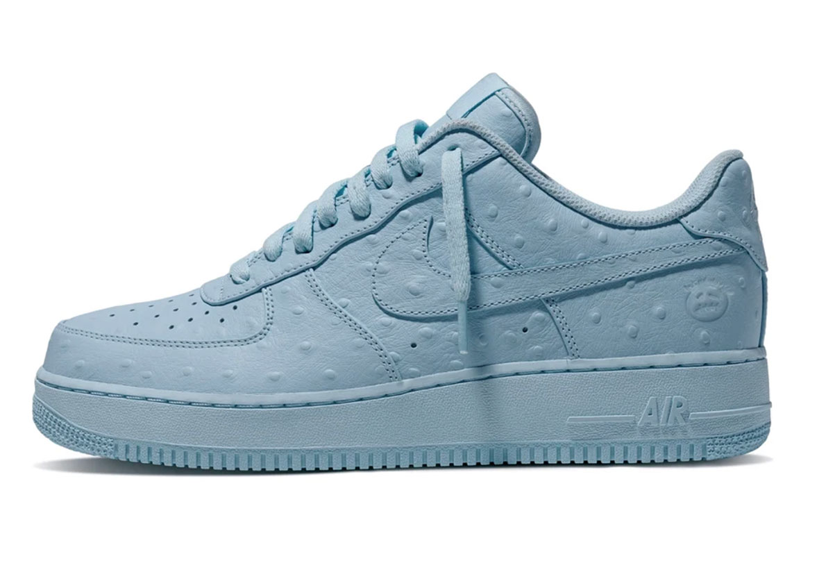 Travis Scott Air Force 1 Ice Blue 1