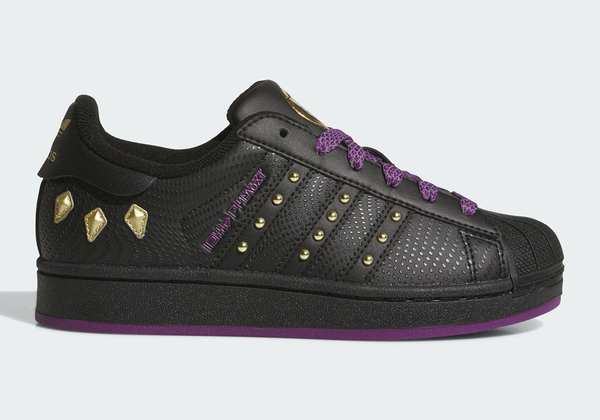 Adidas Superstar Avengers Doomsday Shuri Black Panther 10