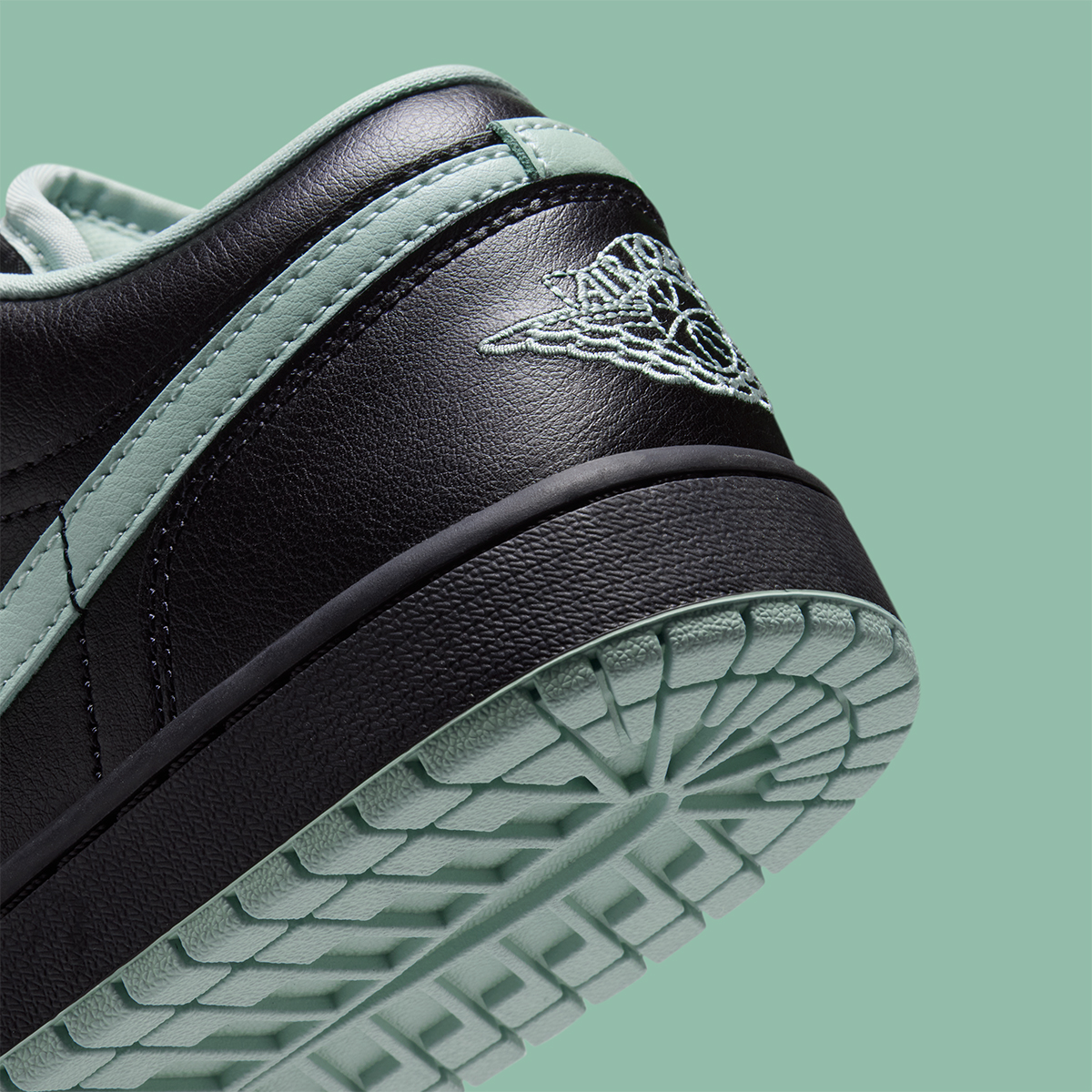 Air Jordan 1 Low Black Pistachio Frost Dc0774 008 9