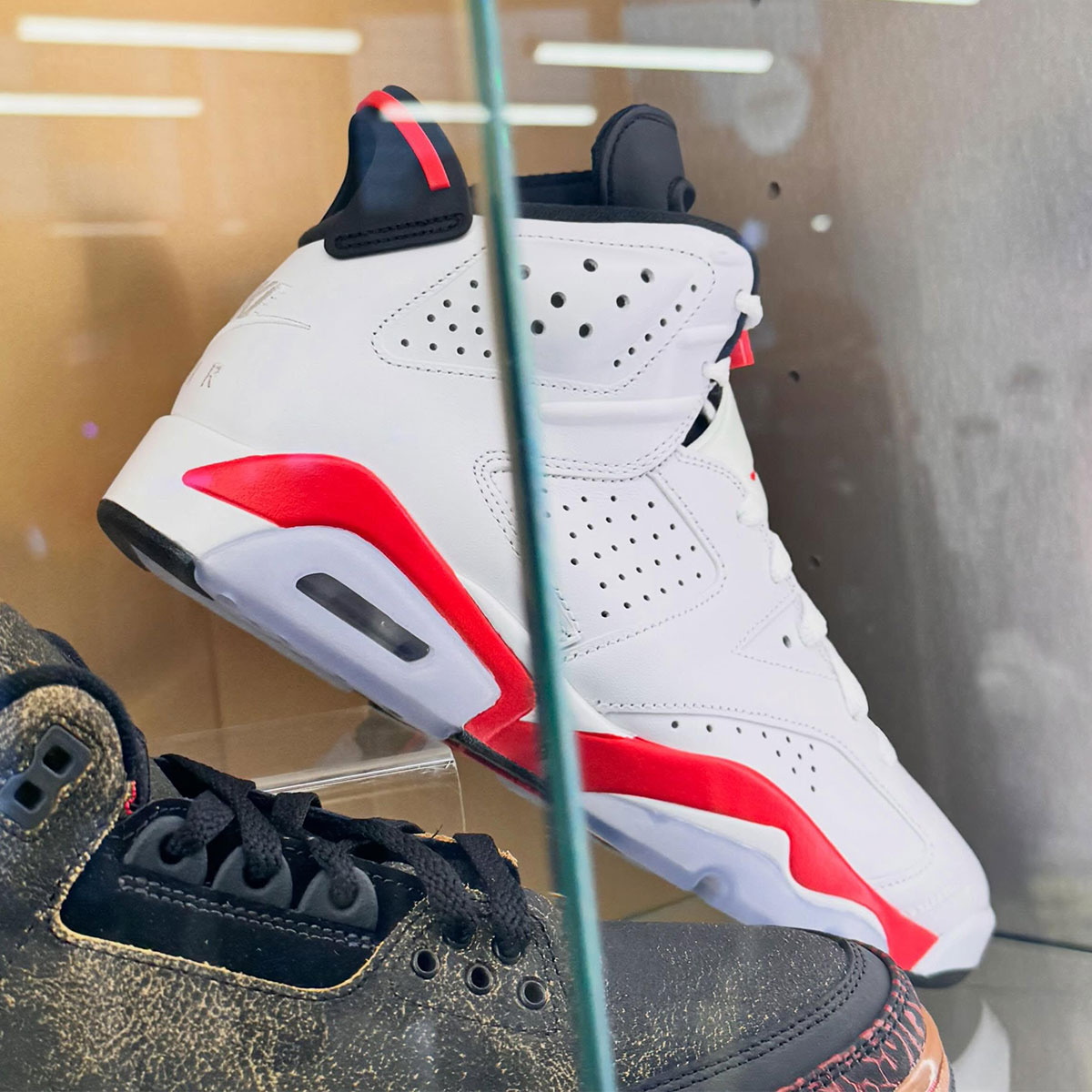 Air Jordan 6 White Infrared Ct8529 105 1