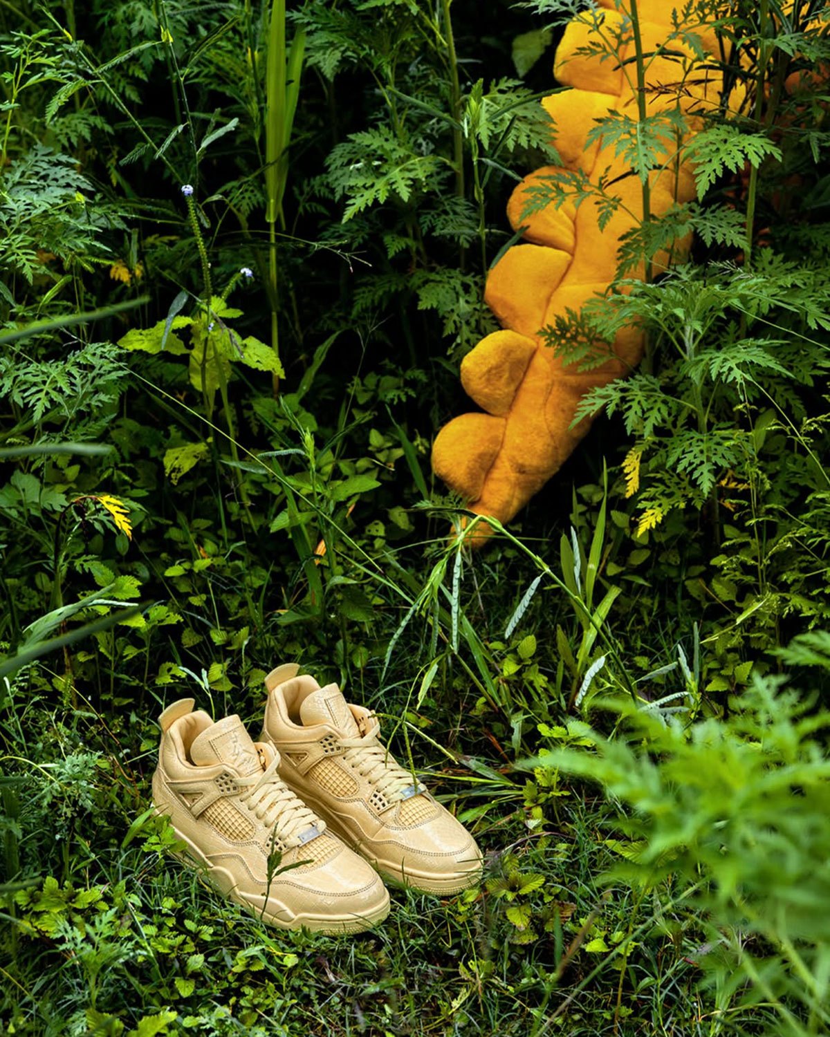 Air-Jordan-4-x-J-Balvin-Amazonas-Yantax
