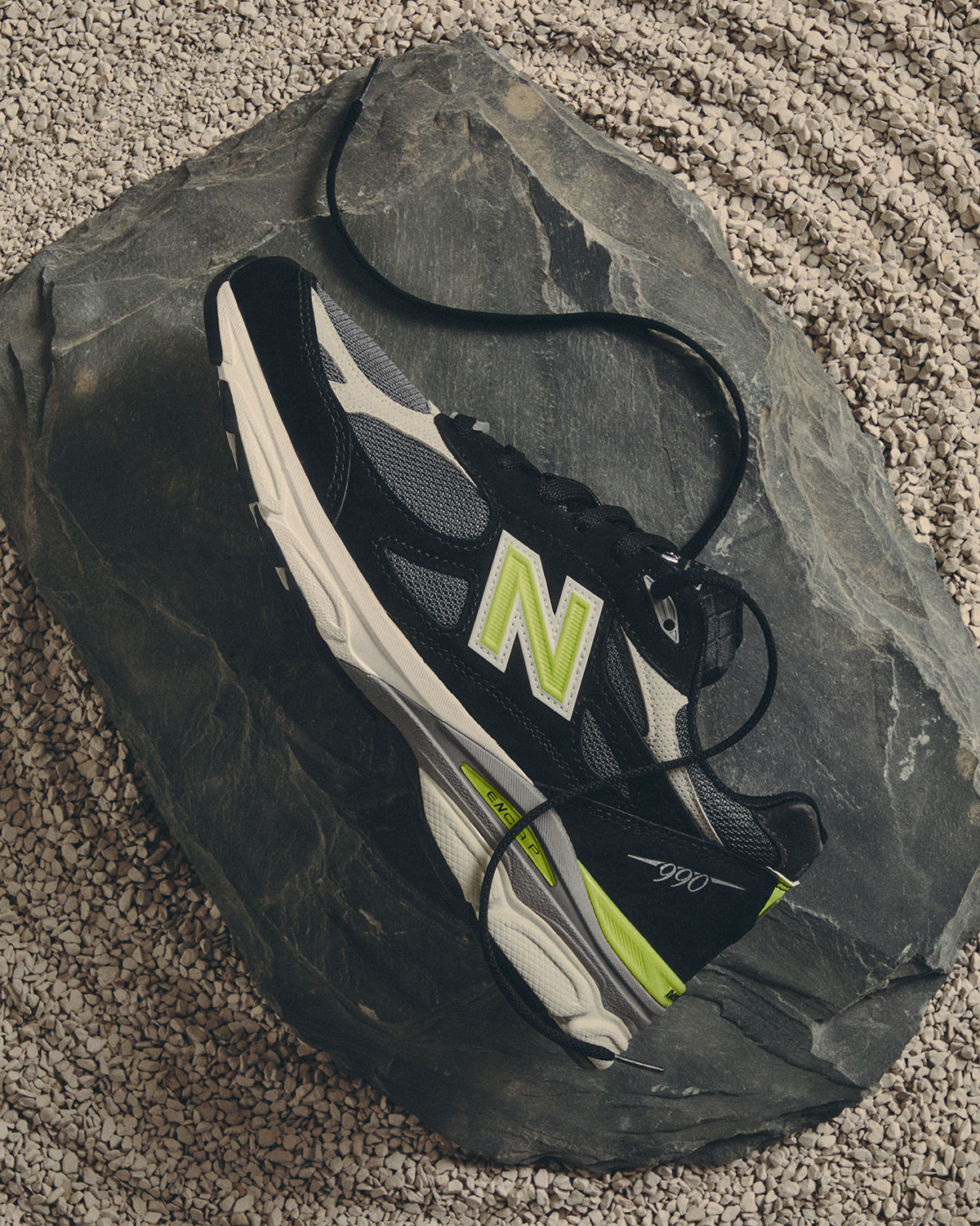 Kith United Arrows New Balance 990v3 Black Green 8