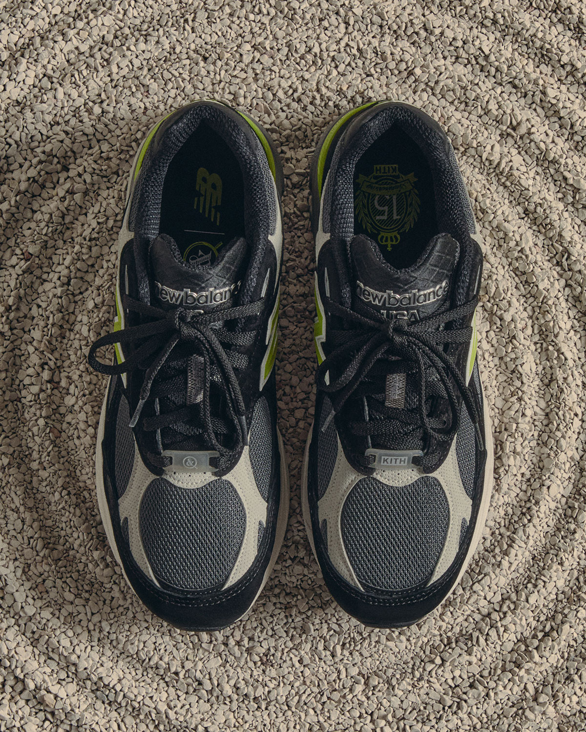 Kith United Arrows New Balance 990v3 Black Green 9