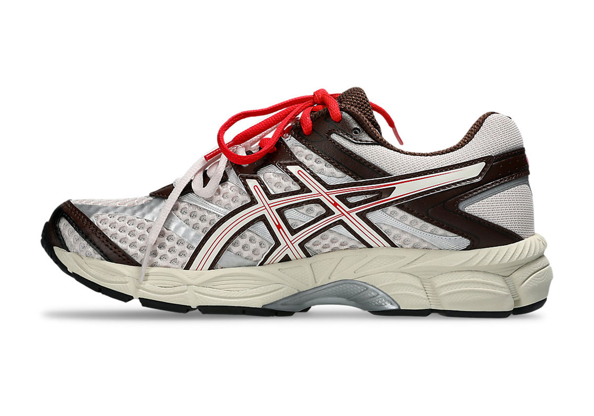 Naked Asics Gel Cumulus 16 1203b330 700 8