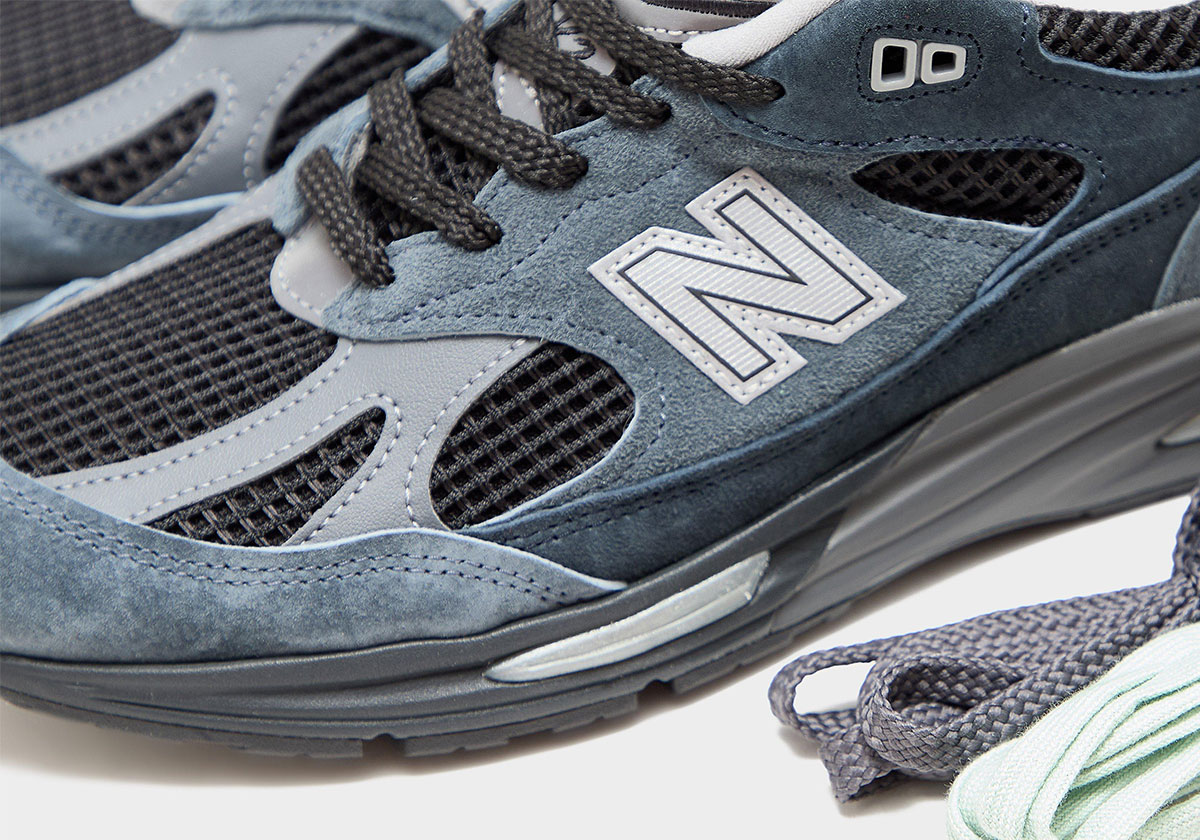 New Balance 991v2 Blue Black 4