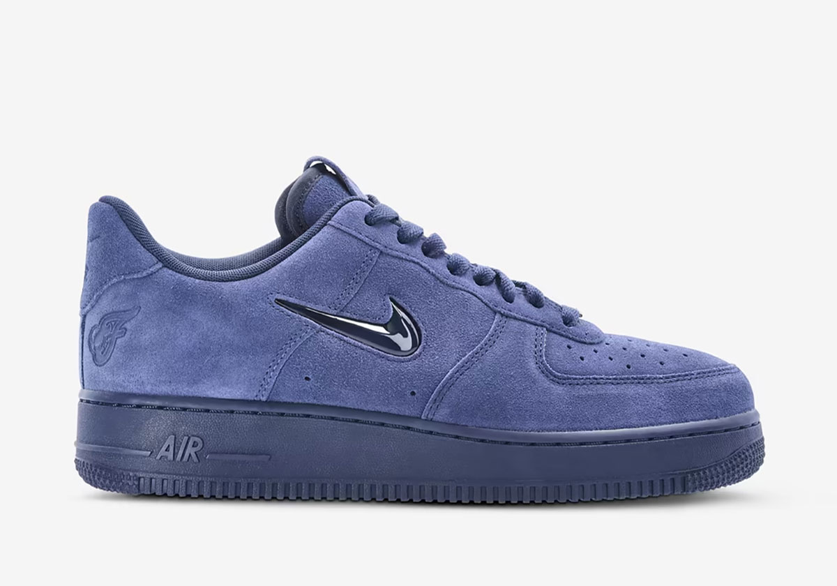 Nike Air Force 1 Low Indiana Fever 2