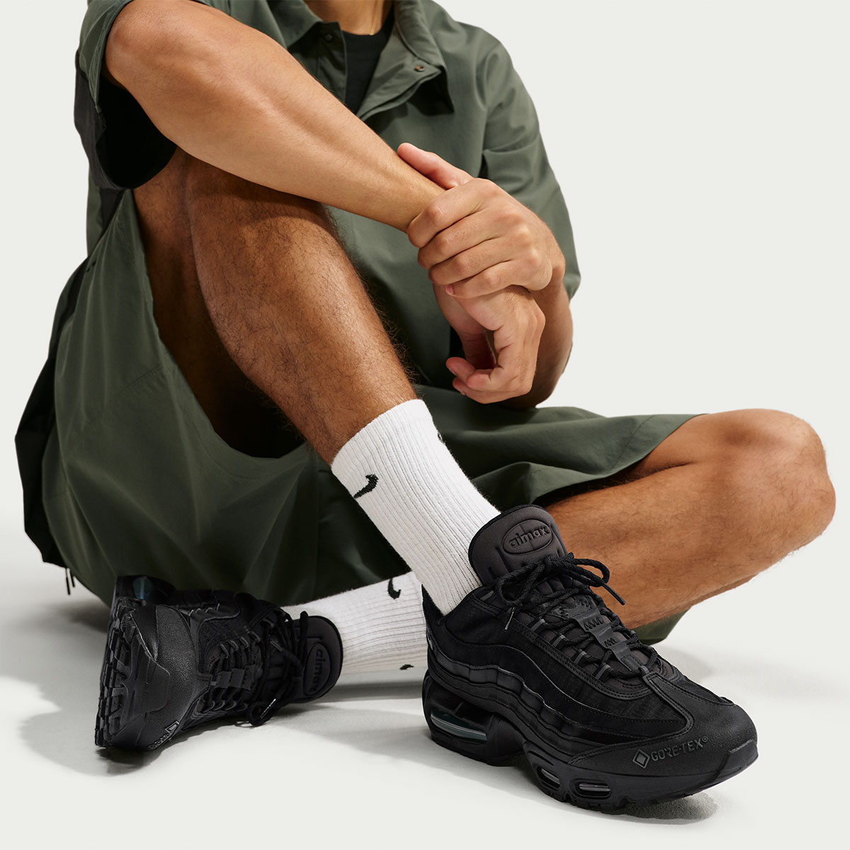 Nike Air Max 95 Gore Tex Black Io1877 002 11