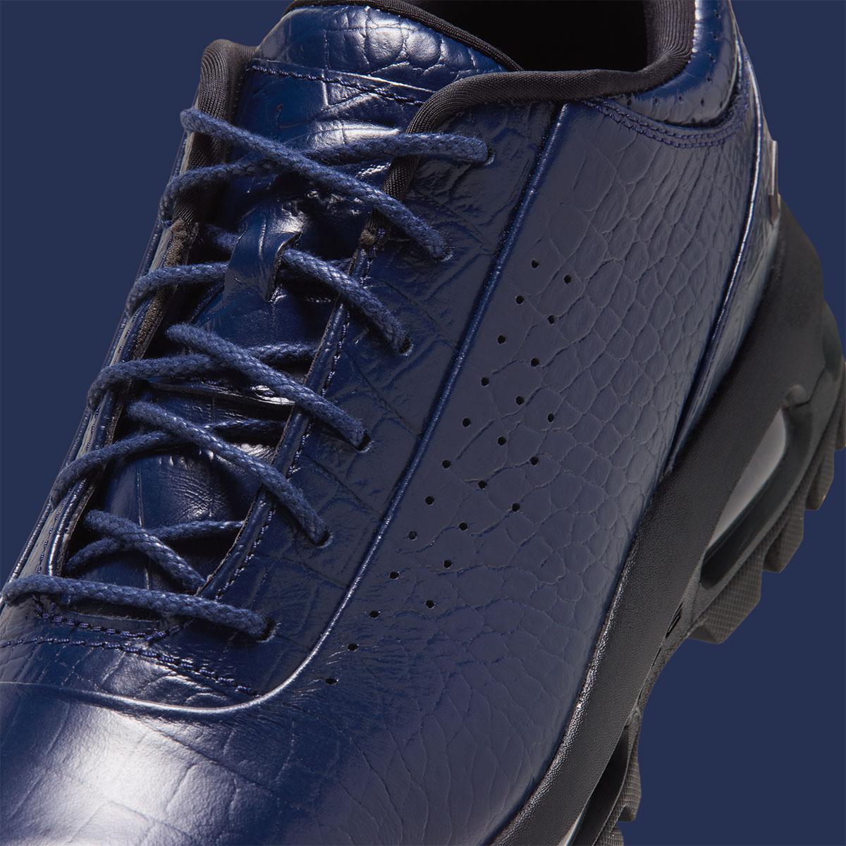 Nike Air Max Goadome Low Midnight Navy Croc Skin Iv4517 400 6