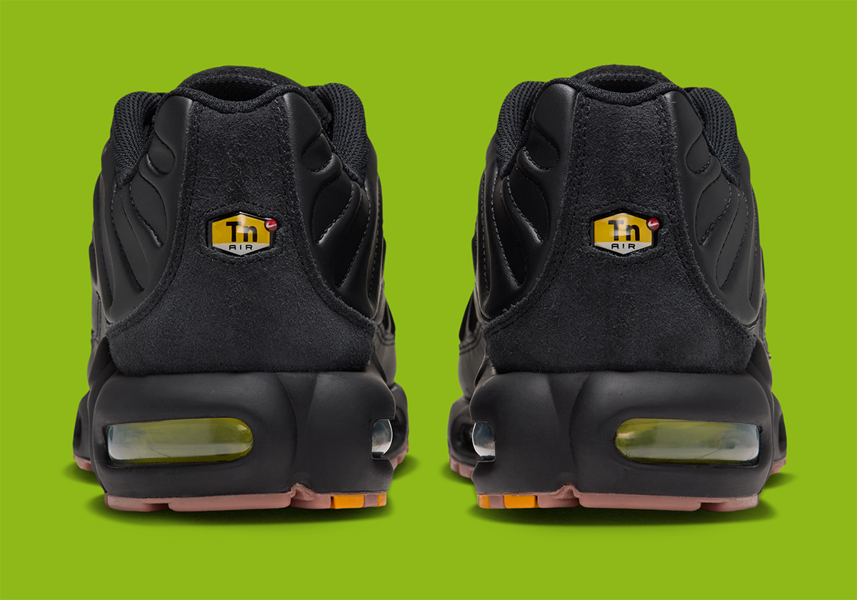 Nike Air Max Plus Premier Black Volt Iq6607 001 7