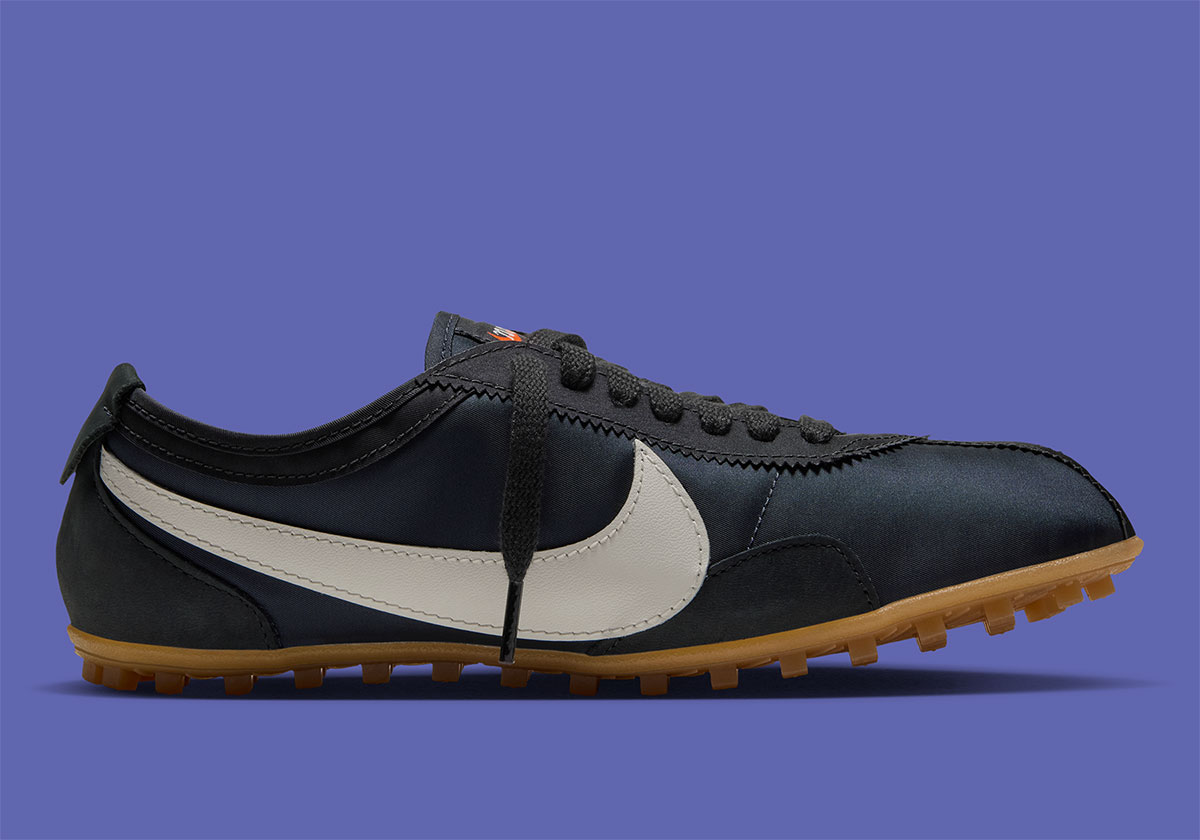 Nike Moon Shoe Off Noir Black Ix7025 001 3