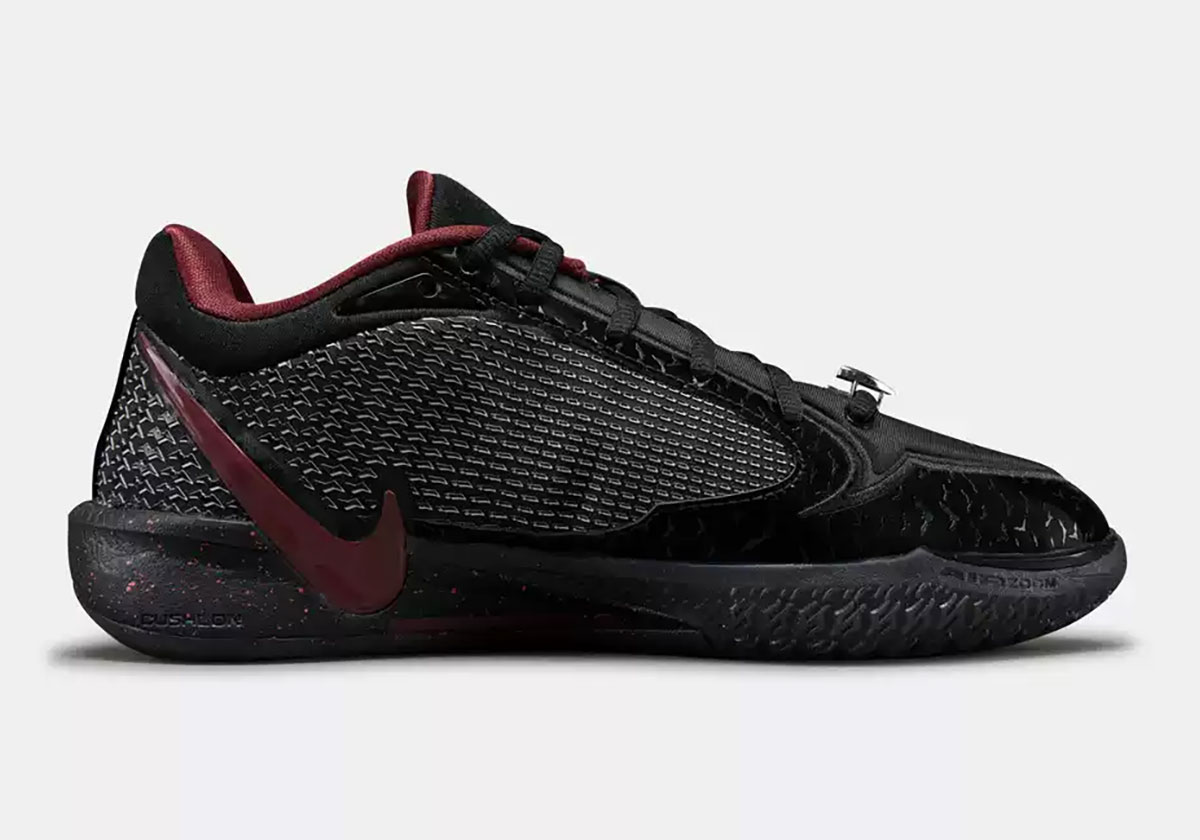 Nike Sabrina 4 Halloween Vampire Ix7058 001 2