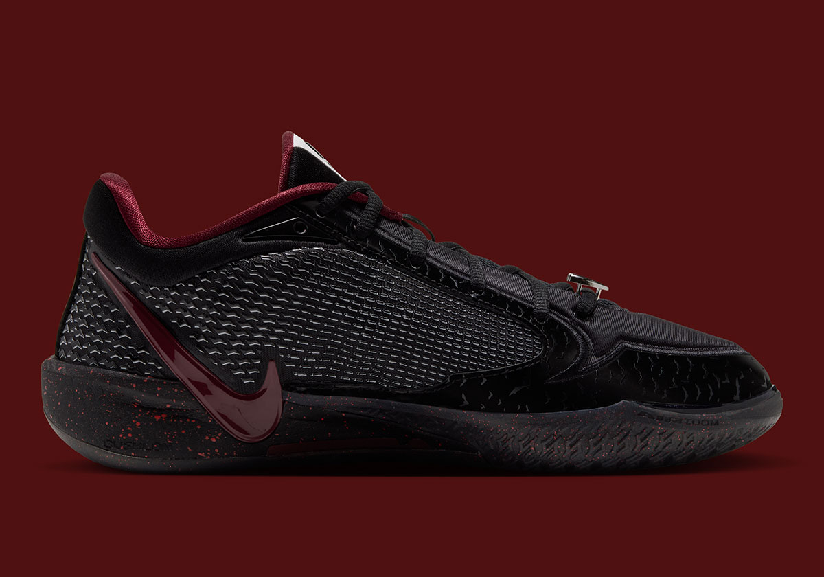 Nike Sabrina 4 Halloween Vampire Ix7058 001 Release Date 7