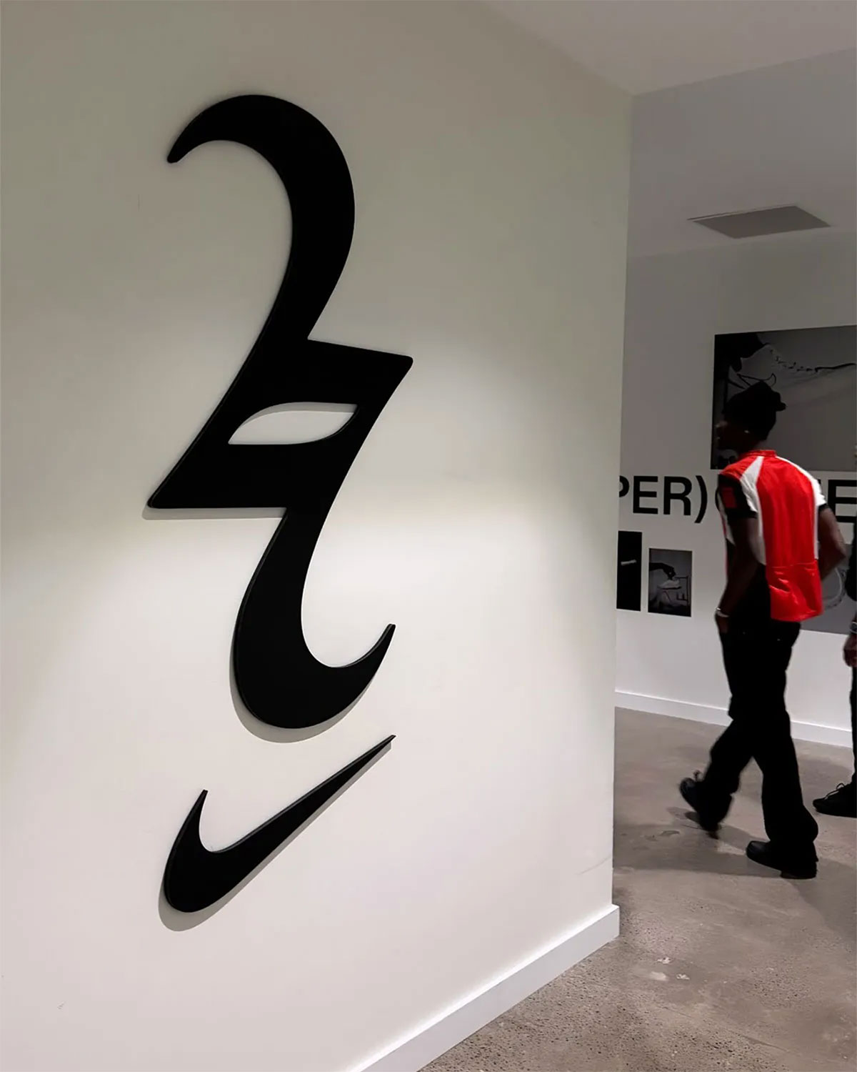 Nike Shai 002 2