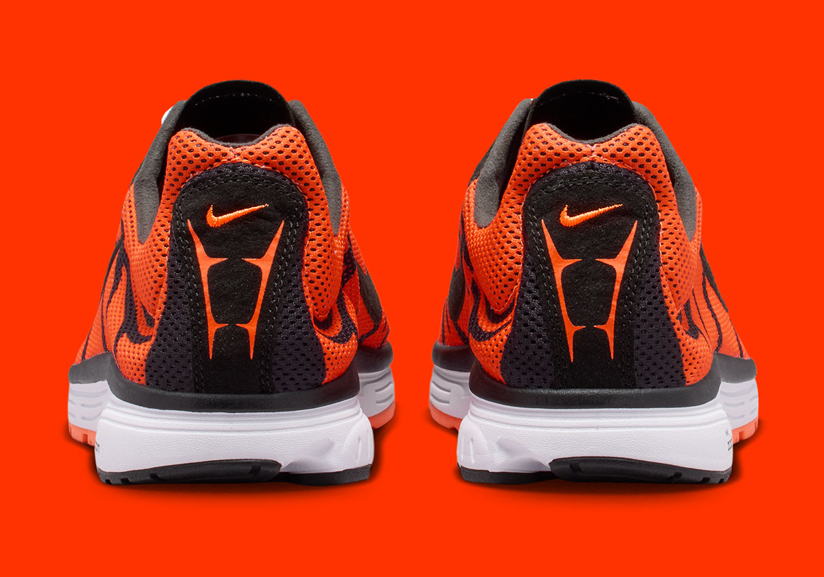 Nike Zoom Streak 3 Total Orange Black White Iq8012 800 7