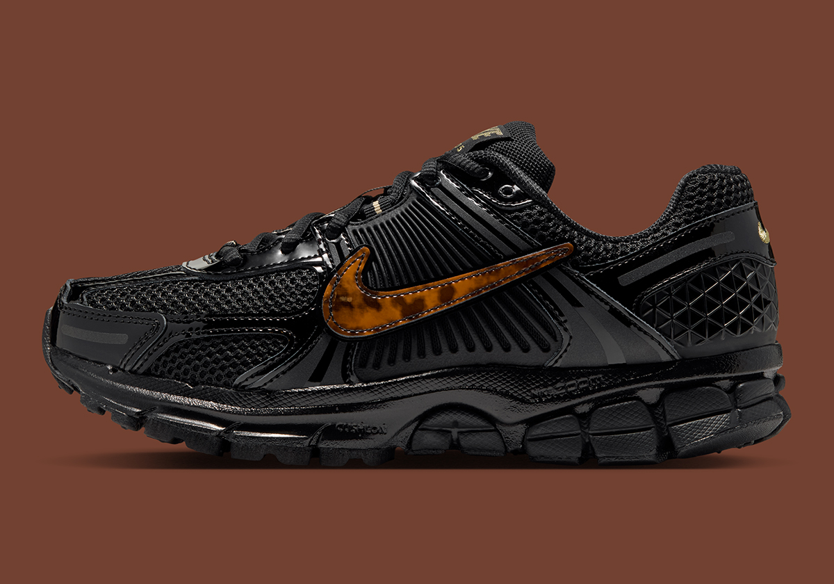 Nike Zoom Vomero 5 Black Multi Color Metallic Gold Ix4834 010 3