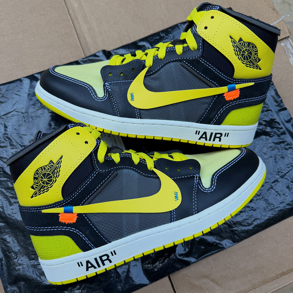 Off White Air Jordan 1 Black Yellow Looksee Sample 11