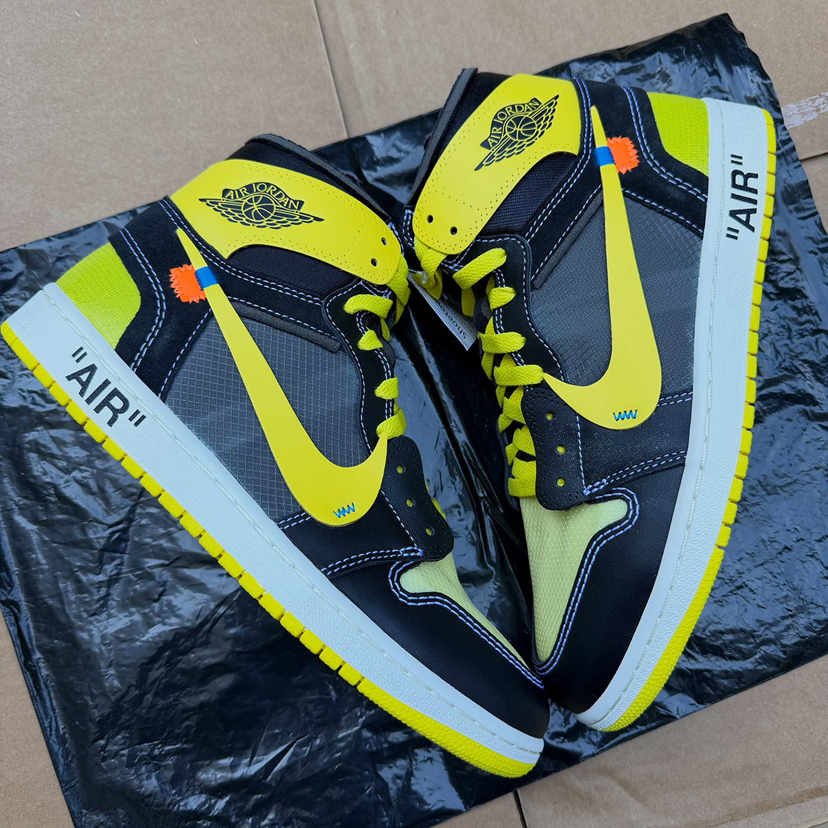 Off White Air Jordan 1 Black Yellow Looksee Sample 7