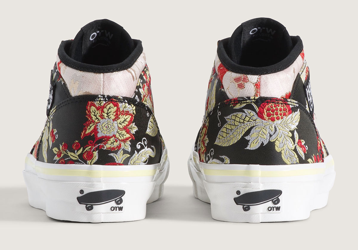 Vans Half Cab 33 Decon Floral Tapestry Vn00110eblk 4