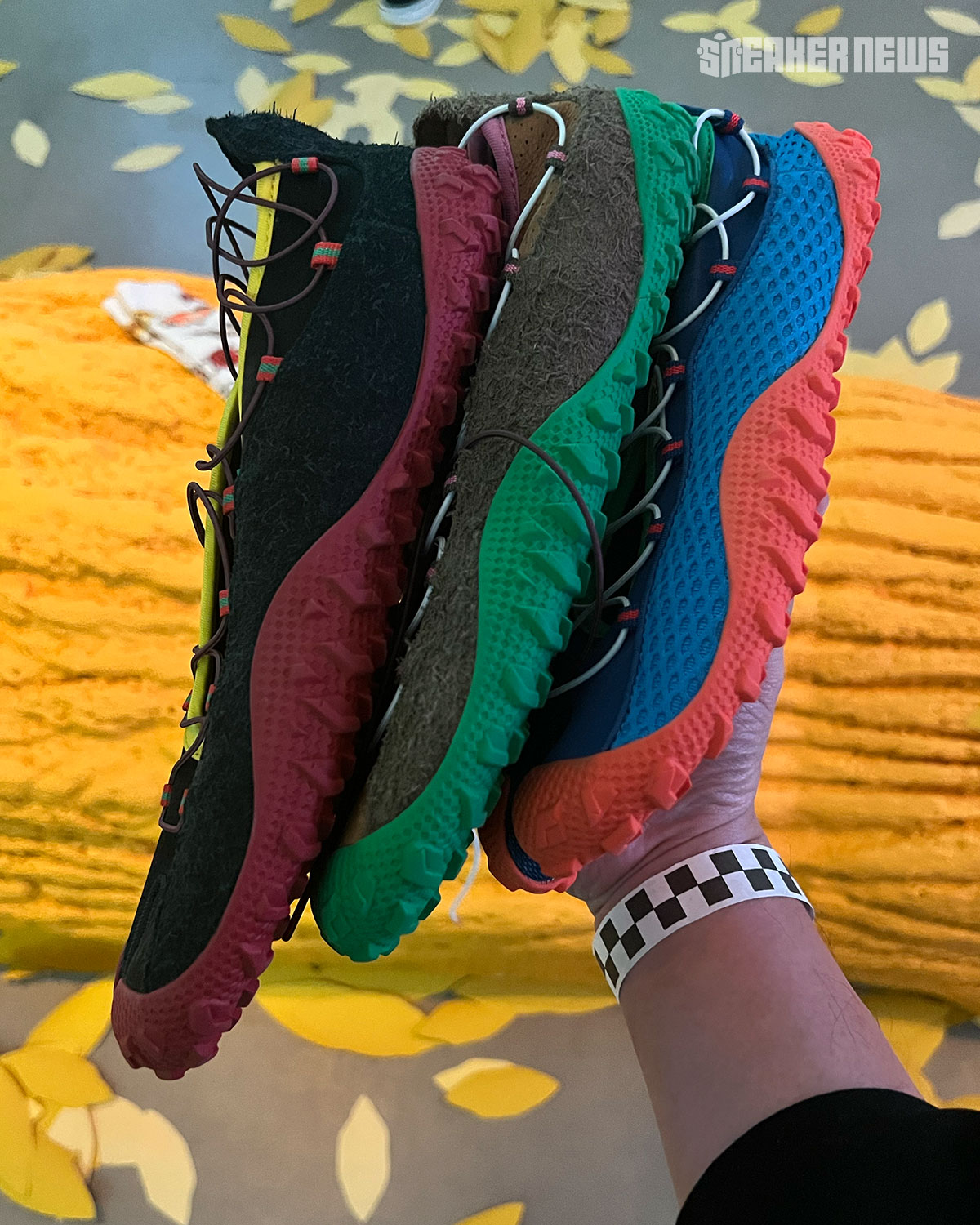 Vans Sza Tabi Toe 11