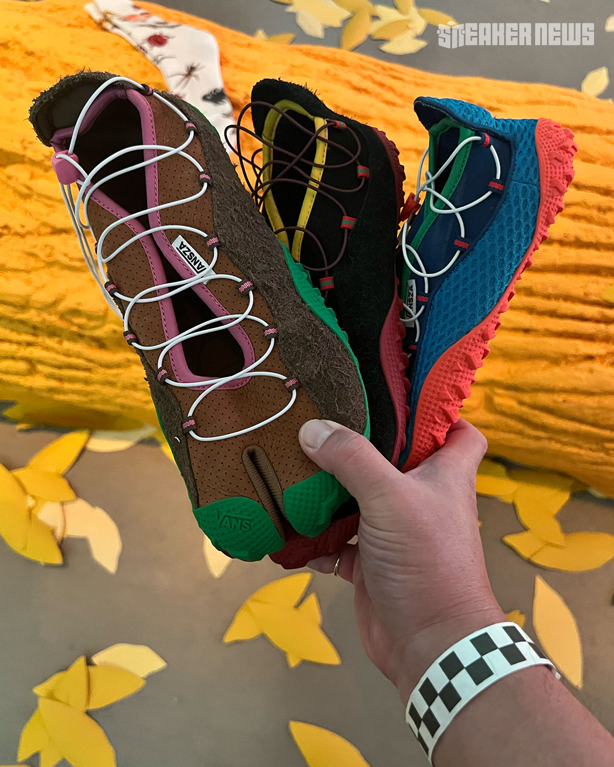 Vans Sza Tabi Toe 12