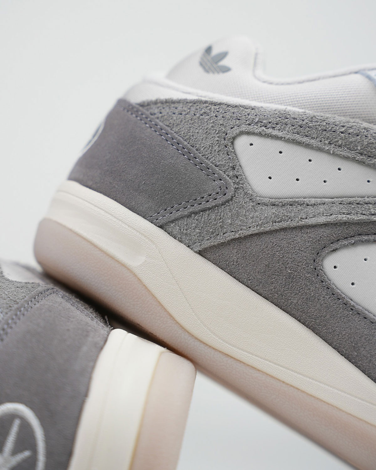 Adidas Badbo 1 0 Grey Three Cloud White Orbit Grey Lc5290 6