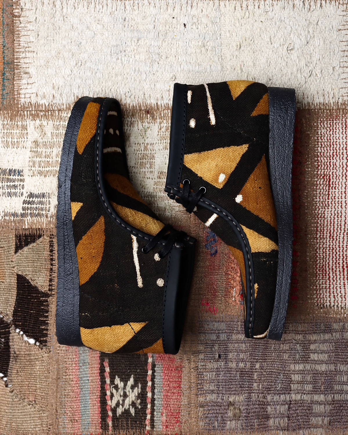 Compound Gallery Set Free Clarks Wallabee Mud Cloth 7