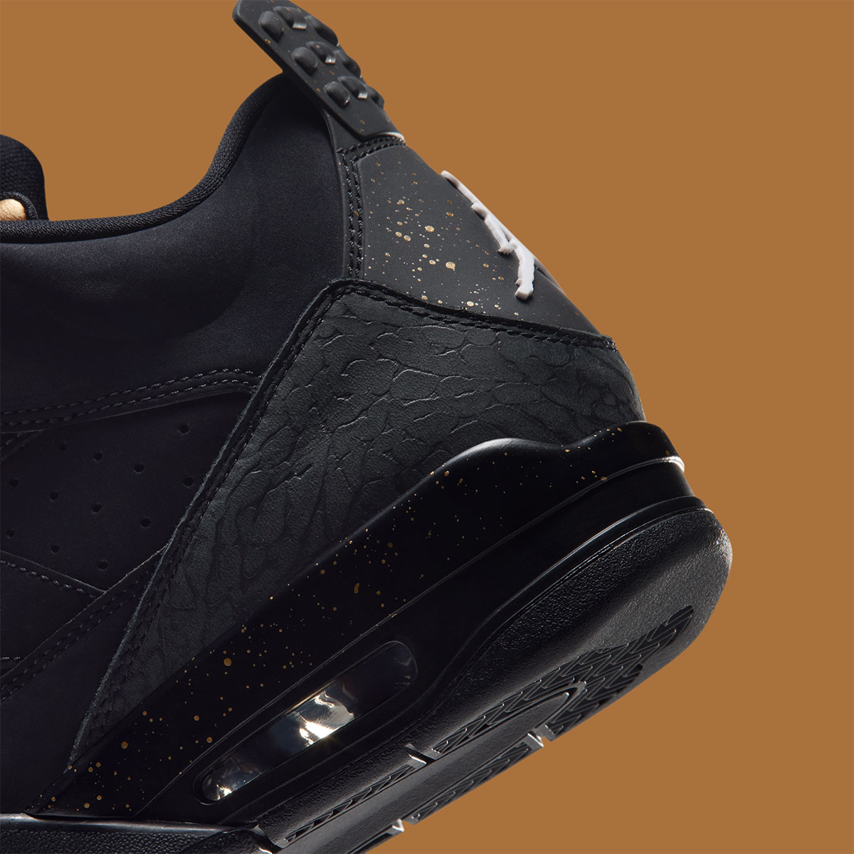 Jordan Son Of Mars Low Black Metallic Gold 580603 007 9