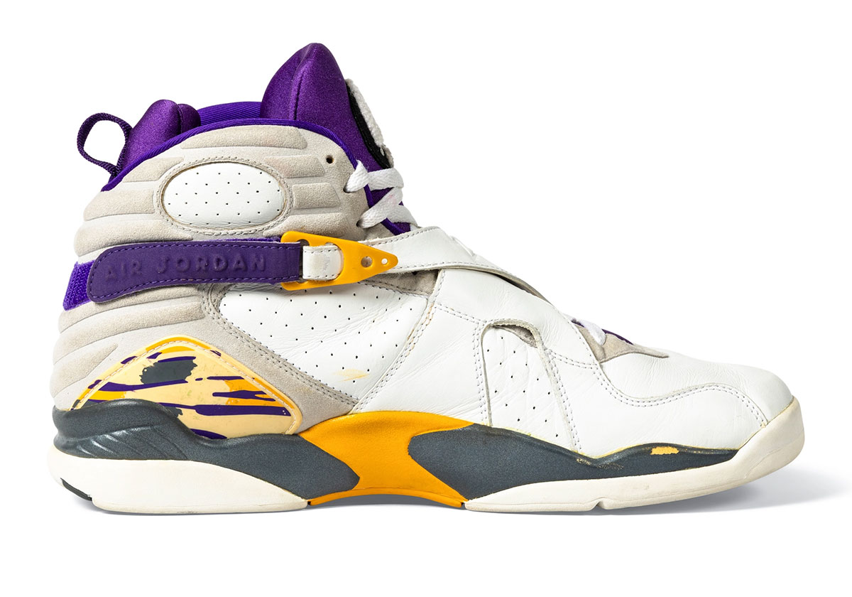 Kobe Bryant Air Jordan 8 Game Worn Autographed Pe 13