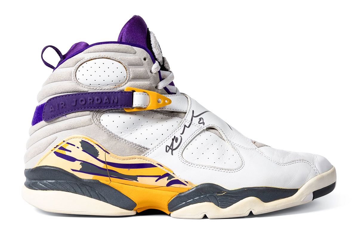 Kobe Bryant Air Jordan 8 Game Worn Autographed Pe 17