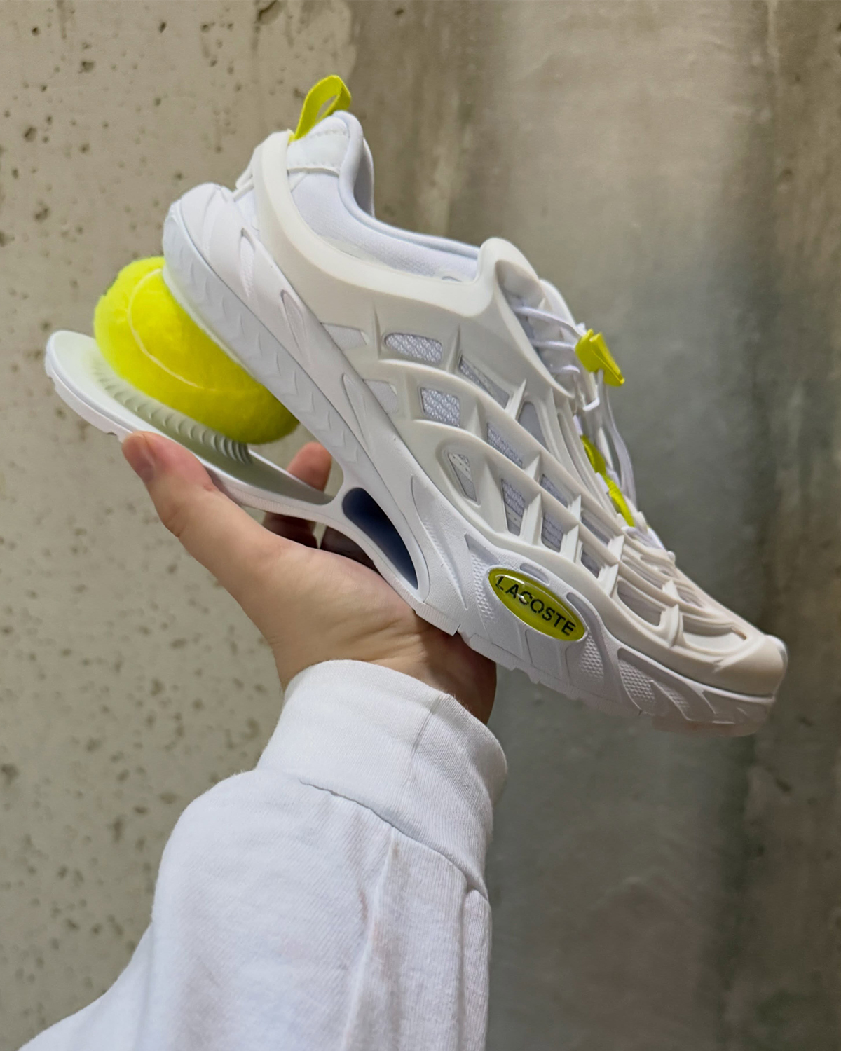 Lacoste Tennis Ball Sneaker Ace T 2